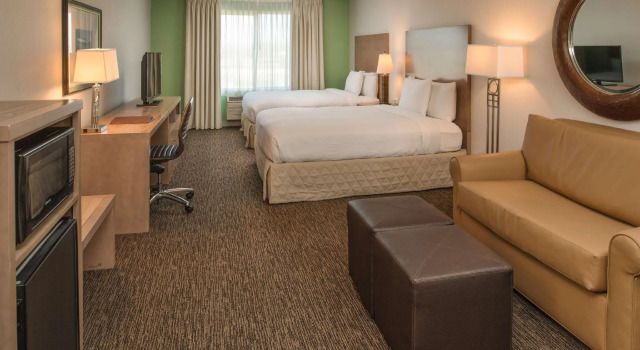 Четырёхместный номер Standard Отель DoubleTree by Hilton Salem, Oregon
