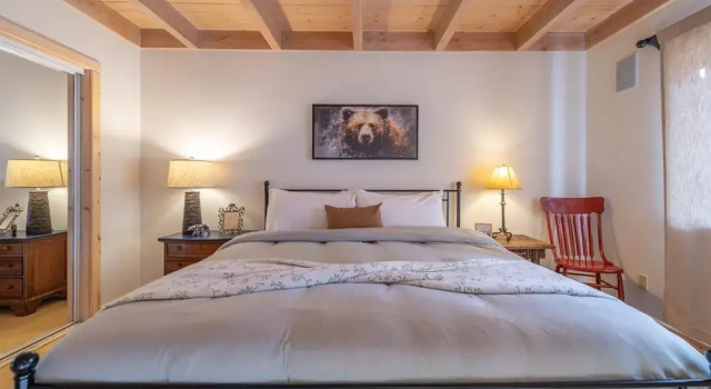 Tahoe Pines Beach Retreat 3 Bedroom Home