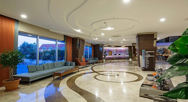 Seashell Resort & Spa