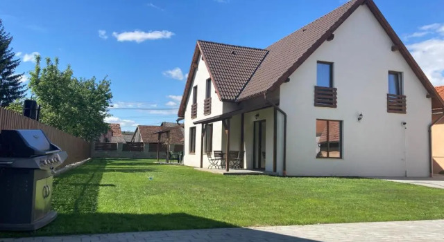Апартаменты с 3 комнатами Fenyő Apartman House Ii.