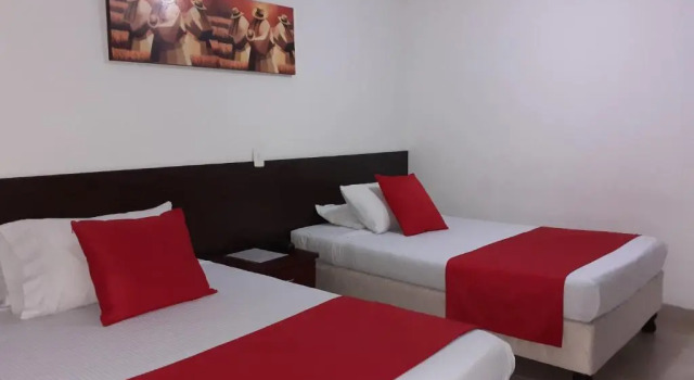 Четырёхместный номер Standard Gran Hotel Coral