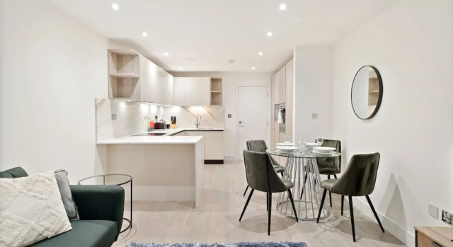Апартаменты Classic Executive 1 & 2 Bed Apartments in heart of London FREE WIFI by City Stay Aparts London