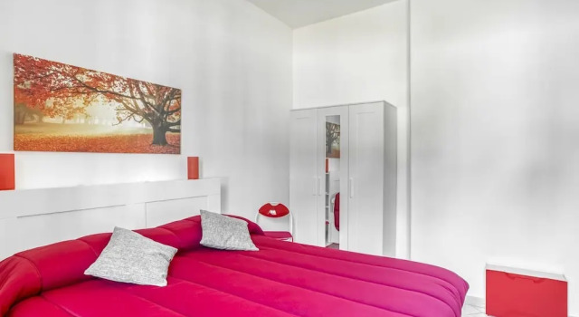 Beautiful Holiday Home in Palermo With Balcony and Netflix