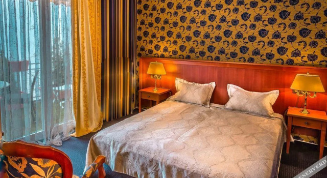 Hotel Restaurant Landhaus Rebstock, Забронировать Отель Вормс земля Гессен