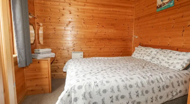 16 Amber Wood Lodge