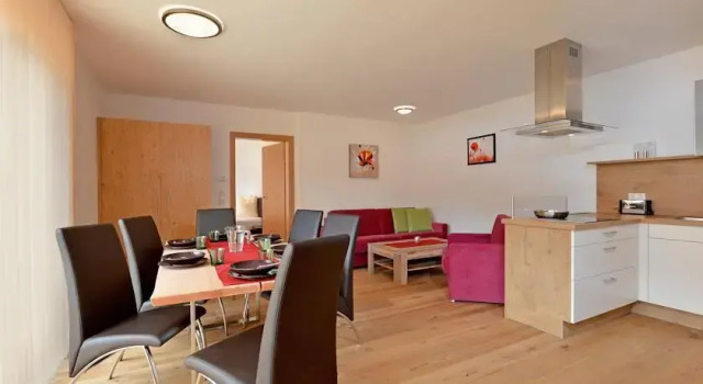 Appartementhaus Amelie, Prenota Hotel Hotel a Tirolo con parcheggio, Parcheggio