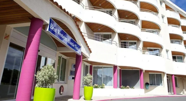 Номер Standard Hôtel Valdys Thalasso & Spa - les Pins