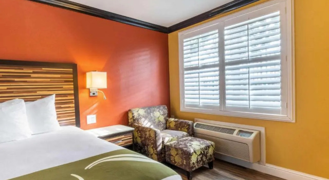 Номер Standard Quality Inn & Suites Sacramento Downtown Area