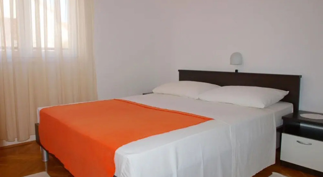 Mirja - 100m From the Beach & Parking - A2-gornji, Забронировать Отель Округ-Горнджи 