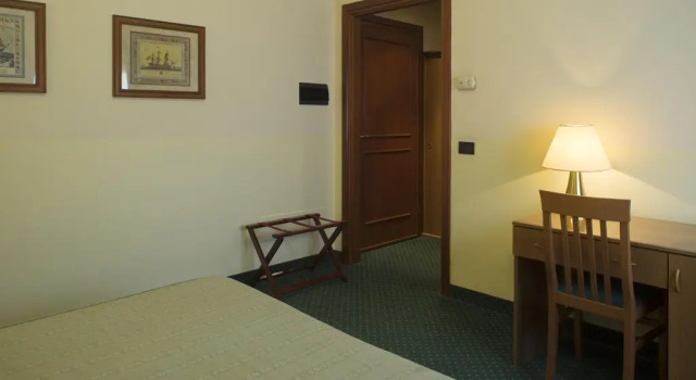 Hotel San Carlo, Buchen Sie Hotel Cesano Maderno 