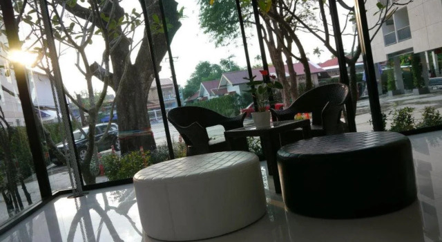 T3 House, Varaa Hotelli Hotellit North-Eastern Thailand pysäköinnillä, Pysäköinti