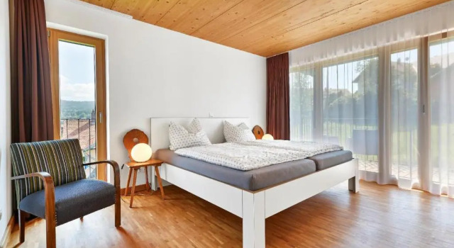 Haus Arberblick Früchtl, Varaa Hotelli Hotellit Baijeri pysäköinnillä, Pysäköinti