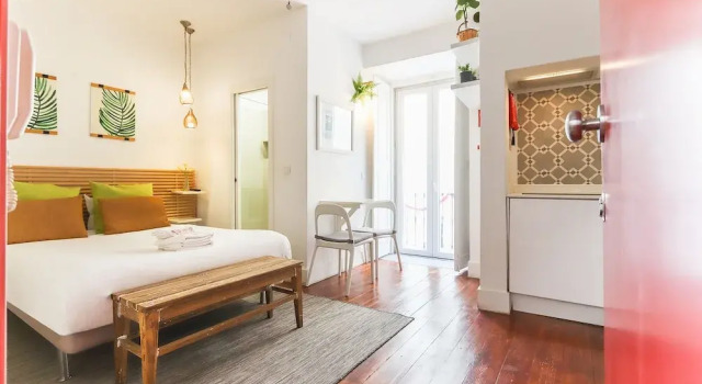 Santos Tiny Studio II by Homing