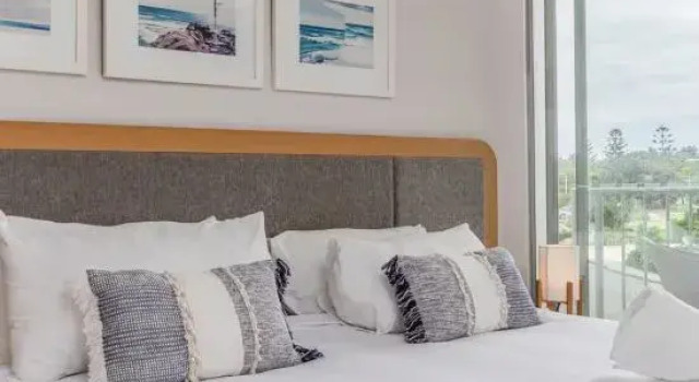Люкс с 2 комнатами с видом на парк The Sand Resort Kingscliff - Holiday Management Co