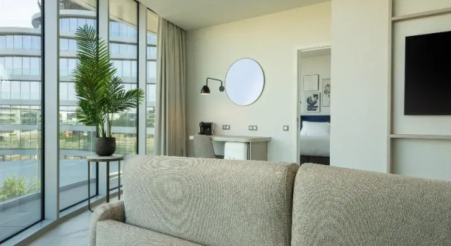 Двухместный люкс c 1 комнатой Hilton Garden Inn Brussels Airport