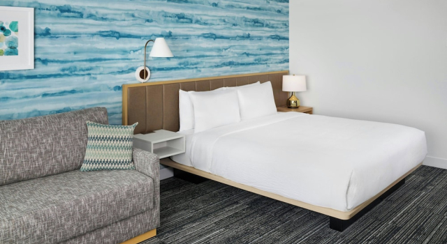 Двухместный люкс TownePlace Suites by Marriott Romeoville