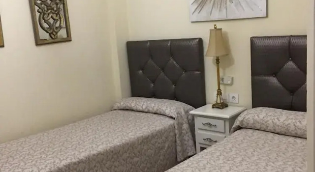 Номер Economy Hostal Lojo