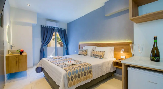 Студия Standard с балконом Linda Apartments Platanias