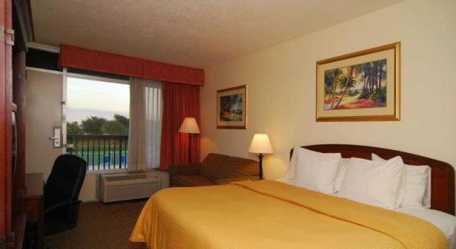 Clarion Inn - Kennedy Space Center, Rezerwuj Hotel Titusville Space Coast