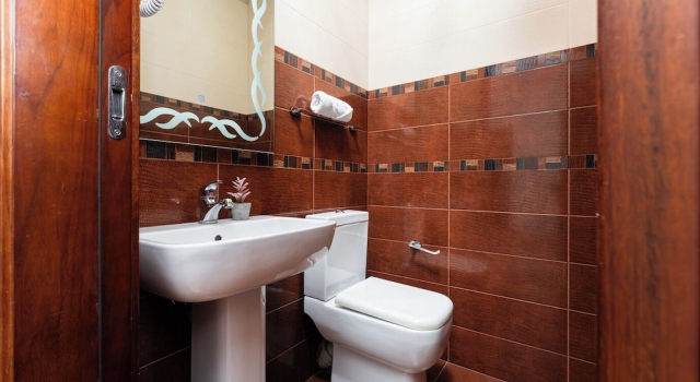 Семейные апартаменты с балконом Stay Inn на ул. Амиряна, 4/6