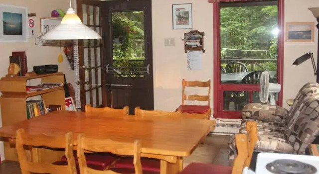 Chalet De L'Olivier, Book Chalet Nominingue Laurentians