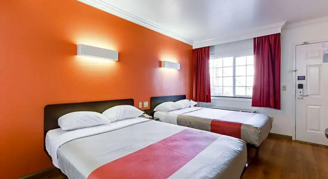 Номер Deluxe Motel 6-San Jose, CA - Convention Center