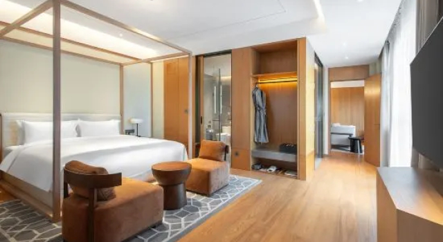 Люкс с 2 комнатами Yixing Yaohu Hotel