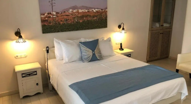 Апартаменты Naxos Island Hotel