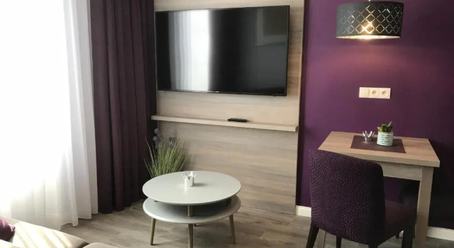 Burgenheimat, Boek Appartement Rhens Rijnland-Palts