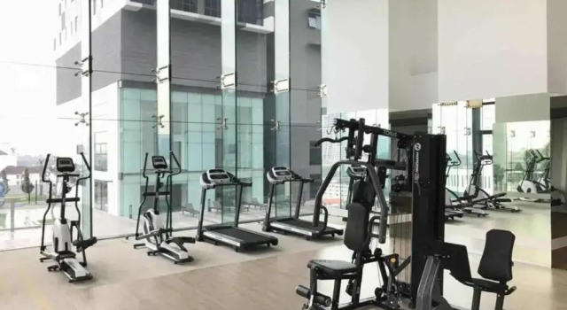 Setia Sky 88 Up to 6 pax !!! 2BEDROOM apartment with extra bed, Prenota Appartamento Hotel a Johor con piscina, Piscina