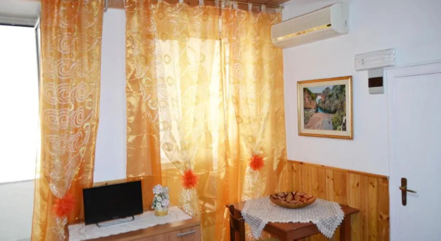Апартаменты Amalfi Holiday House Rooms  Apartments
