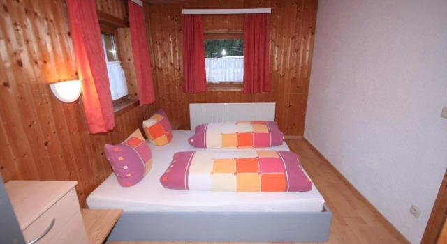 Ferienhaus Eiter, Rezerwuj Hotel Hotele w Tyrol z parkingiem, Parking