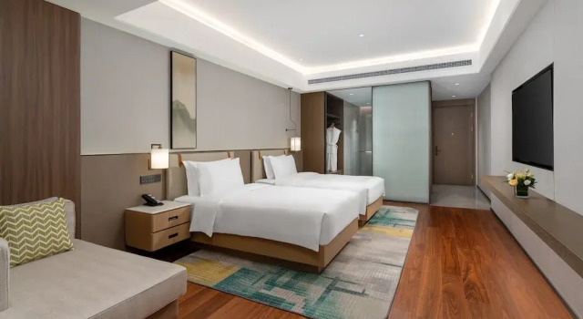 Четырёхместный номер Premium Holiday Inn Xingtai Quancheng by IHG