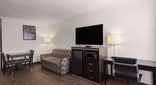 Ramada by Wyndham San Diego Poway Miramar