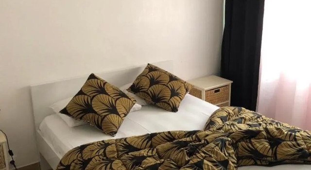 T3 Centre Ville Neuve, Rezervovat Apartmán Hotely v Hautes-Pyrénées s parkováním, Parkování