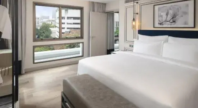Люкс Radisson Hotel Chateau de Bangkok