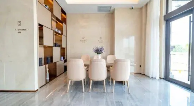 Lavande Hotel Qinhuangdao Funing Health Street Branch, Book Hotel Qinhuangdao Hebei