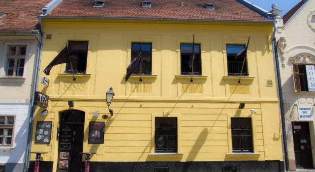 Hostel Tufna