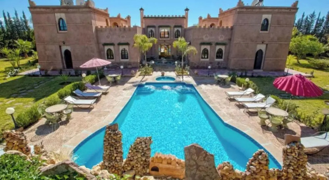 Вилла Palace with 2 villas and 2 swimming pools in Sidi Abdellah Ghiat