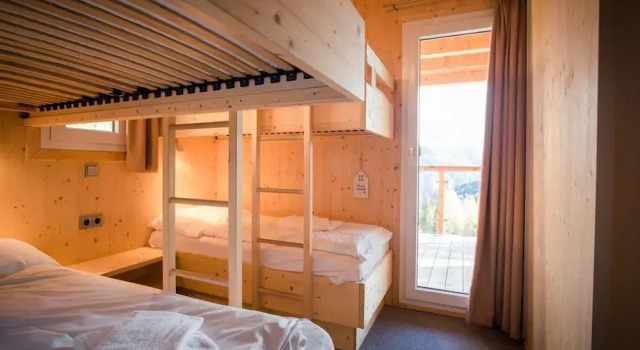 Шале с балконом Chalet Near Ski Resort in Austria With Sauna