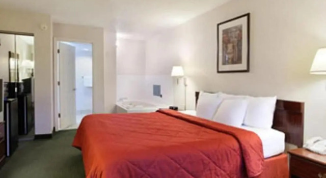 Comfort Inn Airport, Забронировать Отель Отели Южной Каролины с бассейном, Бассейн