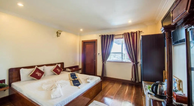 Двухместный номер Superior Seng Hout Hotel