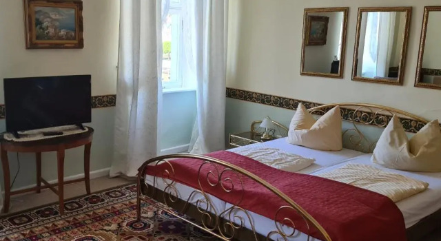 Двухместный номер Standard Historisches Hotel zum Schwan