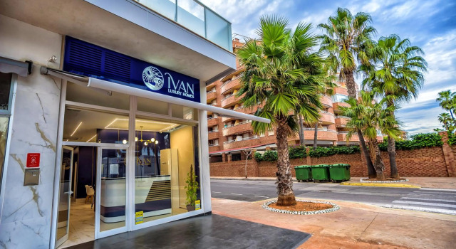 Casa Miriam- Ivan Luxury Homes - 2ª Planta - Sur - 1ª Linea de Playa, Забронировать Отель Оропеса-дель-Мар Azahar Coast
