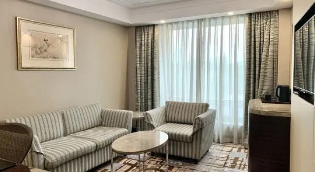 Двухместный семейный люкс с видом на город Lakeview Xuanwu Hotel