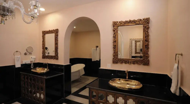 Люкс Royal The Royal Retreat Resort & Spa