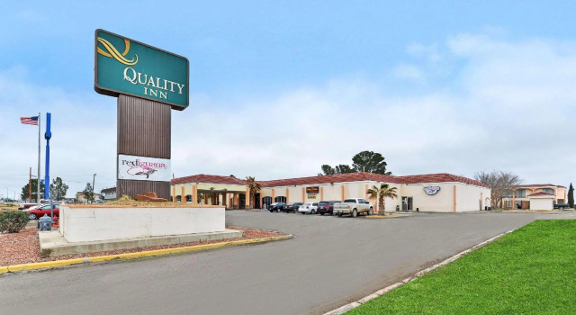 Четырёхместный номер Standard Motel 6 Pecos TX