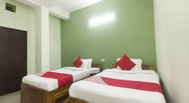 Hotel Aquarium By OYO Rooms, Réserver Hôtel Hôtels à Bagdogra avec parking, Parking