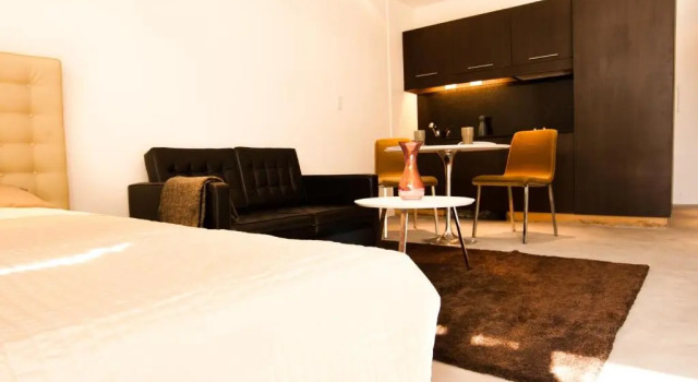 Студия Superior Checkin Apartments