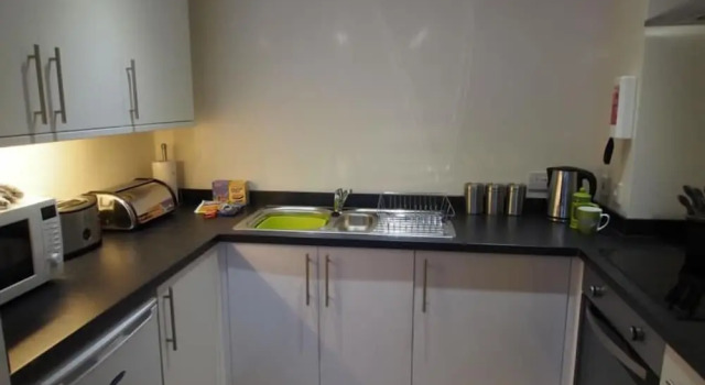 Апартаменты Цокольный этаж c 1 комнатой Wallfield Field Apartments